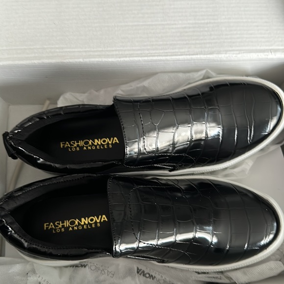 Fashion nova Up to Something Sneakers - Picture 7 of 7